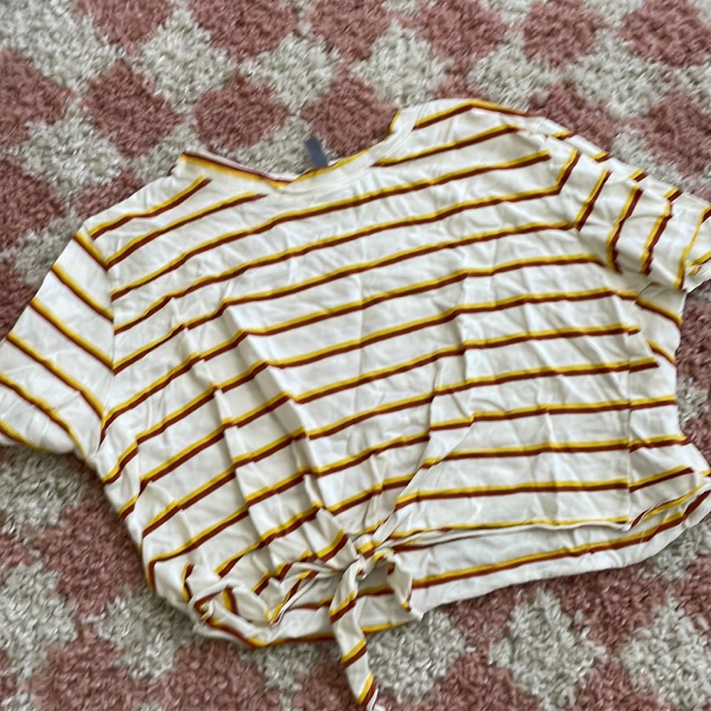 JOLIE STRIPED TIE FRONT CROP TEE